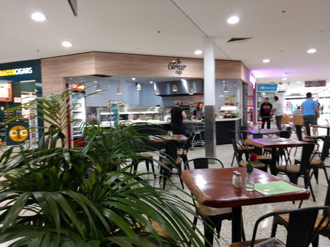 The 7th Corner Cafe - Holiday Sunshine Coast 0