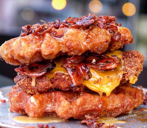 Upsize Burger Bar - Sunshine Coast Tourism 0