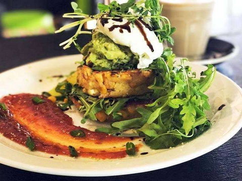 Black Lime Cafe - Holiday Sunshine Coast 0