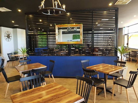 Chef Uno Kitchen Bar - Holiday Sunshine Coast 0