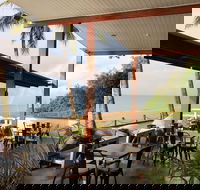 Enzo's On The Beach - Sunshine Coast Tourism