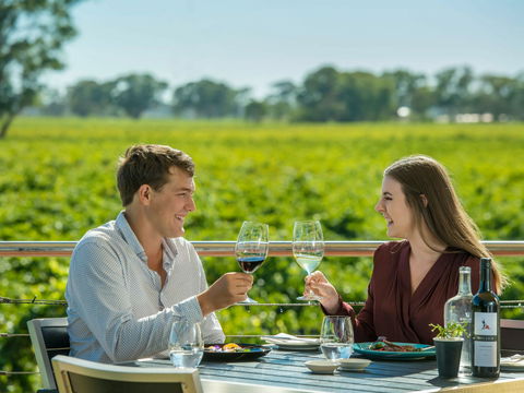 Hollick Estates - Sunshine Coast Tourism 2