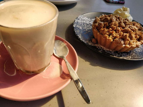 Riverview Cafe - Holiday Sunshine Coast 0