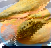 Theo's Fish Bar - Sunshine Coast Tourism