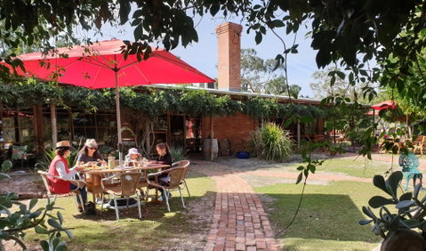The Wander Inn - Sunshine Coast Tourism 0
