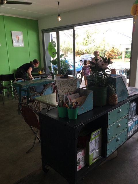 Ananas Espresso - Sunshine Coast Tourism 5