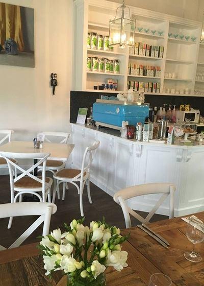Luscious Organic Cafe & Shop - Sunshine Coast Tourism 9