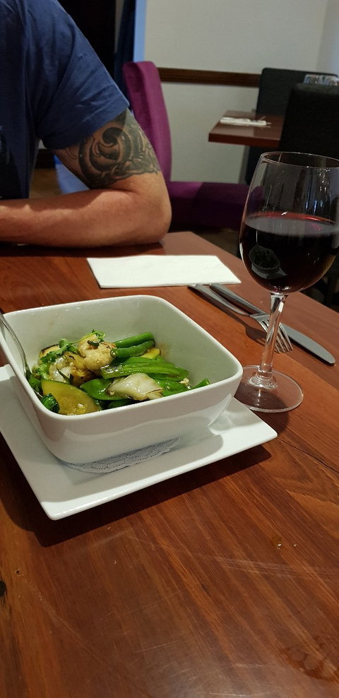 Mangosteen Restaurant - Sunshine Coast Tourism 6