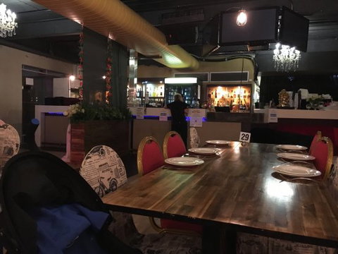 Saigon Saigon By The River - Sunshine Coast Tourism 0