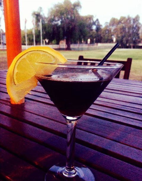 The Crossing Cafe & Restaurant - Sunshine Coast Tourism 6