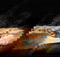 Domino's - Katoomba - Holiday Sunshine Coast