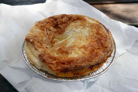 Doo-Lishus Food Van - Holiday Sunshine Coast 0