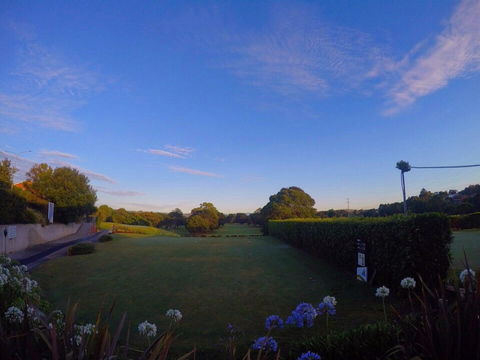 Kiama Golf Club - Holiday Sunshine Coast 1