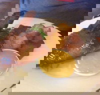 Mountain Ridges - Holiday Sunshine Coast