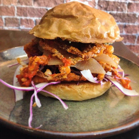 Stones Throw - Sunshine Coast Tourism 0