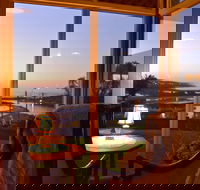 The Ocean Lounge - Sunshine Coast Tourism