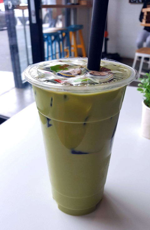 YOLO Coffee Cafe - Holiday Sunshine Coast 0