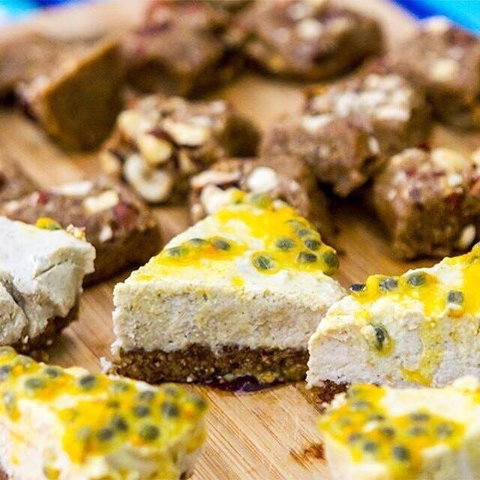 Charlie's Raw Squeeze - Greenslopes - Holiday Sunshine Coast 0