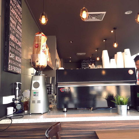 Maples Cafe - Sunshine Coast Tourism 0