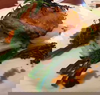 The Royal Oak Bistro - Sunshine Coast Tourism