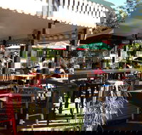 Cafe Clunes - Sunshine Coast Tourism