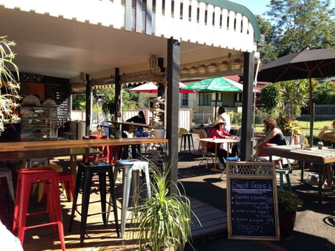 Cafe Clunes - Sunshine Coast Tourism 0