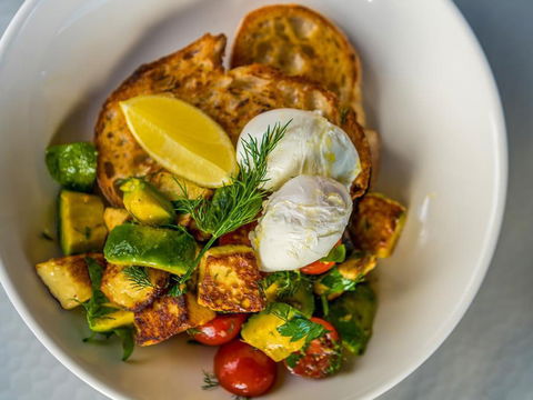 Choux Box - Holiday Sunshine Coast 0