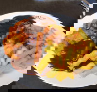 Max  Sons - Sunshine Coast Tourism