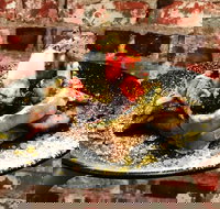 Momos Cafe And Bistro - Sunshine Coast Tourism