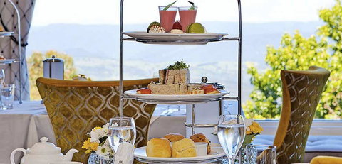 The Wintergarden - Holiday Sunshine Coast 0