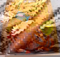 Yamba's Fisho - Holiday Sunshine Coast