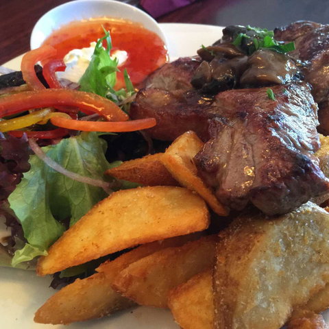 Arts Bar - Sunshine Coast Tourism 0