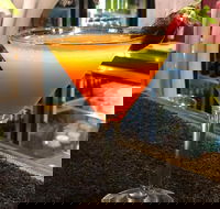 Eyre Hotel - Holiday Sunshine Coast