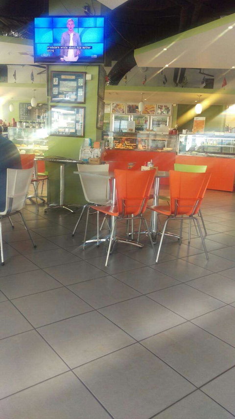 Harbour Cafe - Sunshine Coast Tourism 0