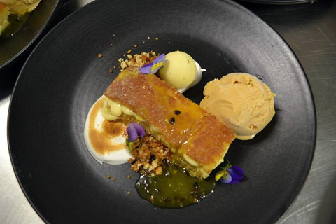 Kalahari A Taste Of Africa - Wanneroo - Sunshine Coast Tourism 0