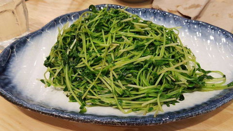 Kung Fu Kitchen - Holiday Sunshine Coast 0