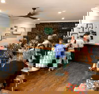 Matriarch and Rogue Winery - Holiday Sunshine Coast