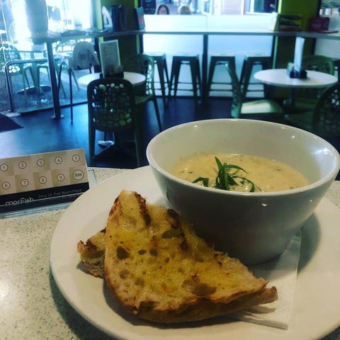 Morfish Cafe - Holiday Sunshine Coast 0