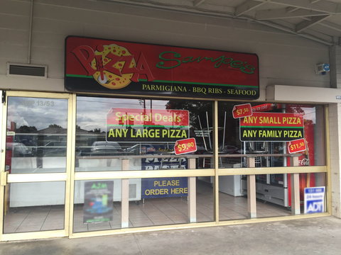 Sampe's Pizza - Sunshine Coast Tourism 0