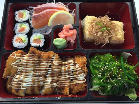Sushi Tengoku - Kensington - Holiday Sunshine Coast 0