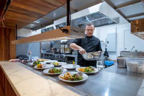 The Corner Hotel Alexandra - Sunshine Coast Tourism 0