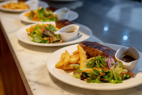 The Corner Hotel Alexandra - Sunshine Coast Tourism 2