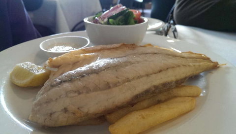 Warramunga Restaurant - Holiday Sunshine Coast 0