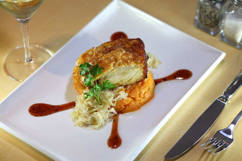 Wharf Tavern Char - Mooloolaba - Sunshine Coast Tourism 0