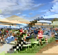 Basils Farm - Holiday Sunshine Coast