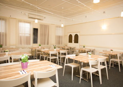 Central Hotel Cootamundra - Holiday Sunshine Coast 0