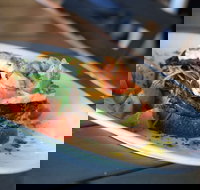 Deck Cafe - Sunshine Coast Tourism