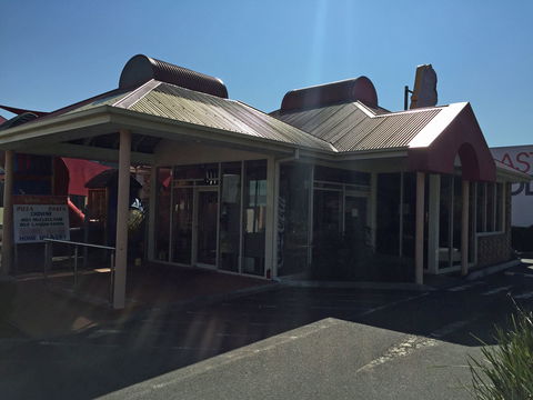 Grumpy's On Dava - Sunshine Coast Tourism 0