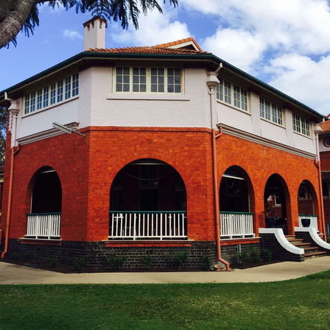 Muddy Waters Cafe - Holiday Sunshine Coast 0