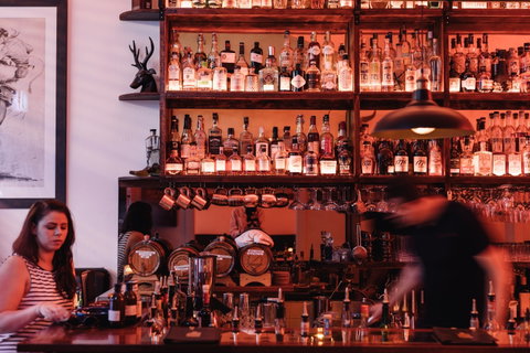 White Oaks Saloon Bar And Dining - Sunshine Coast Tourism 1